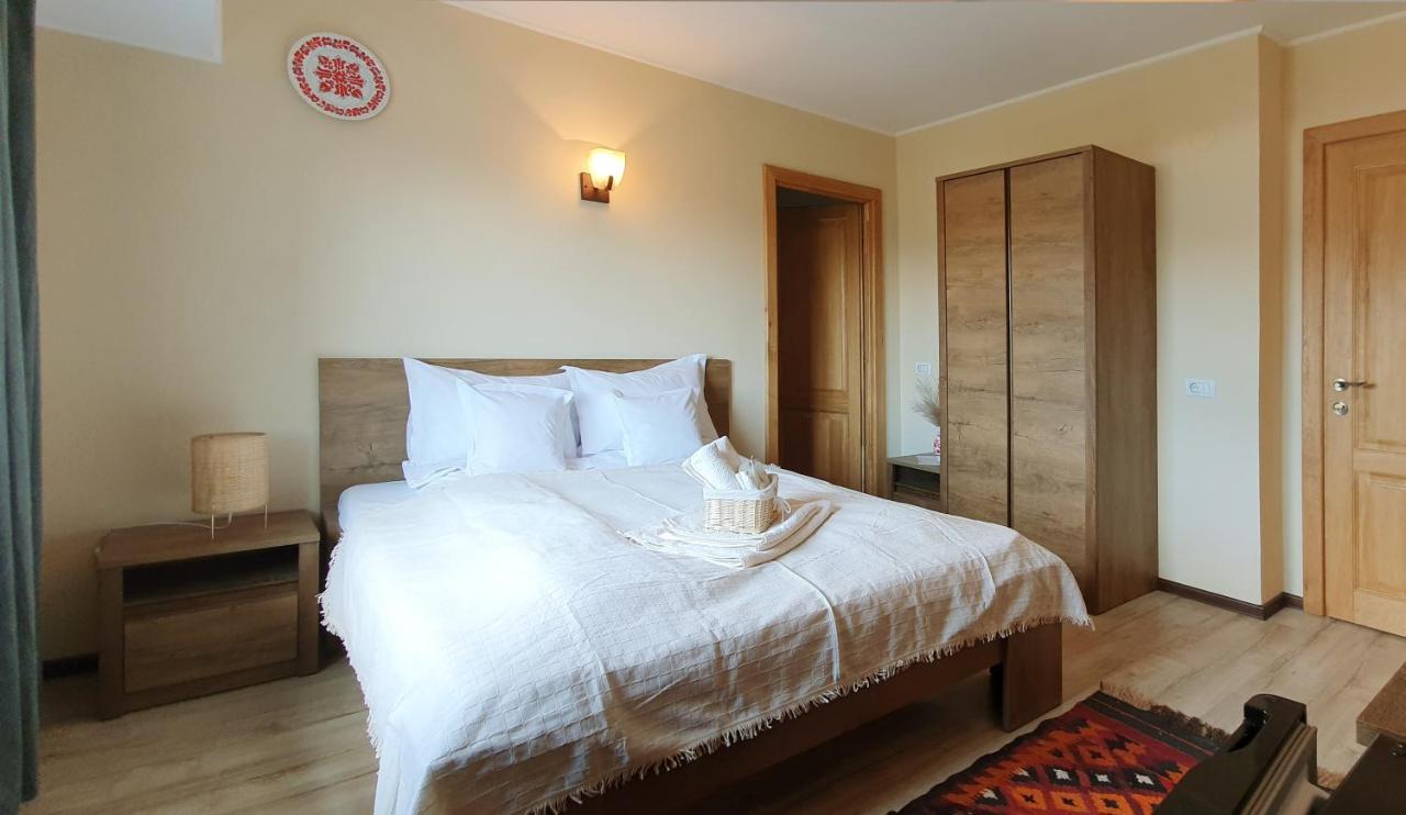 Casa Romaneasca Curtea de Argeş Dış mekan fotoğraf